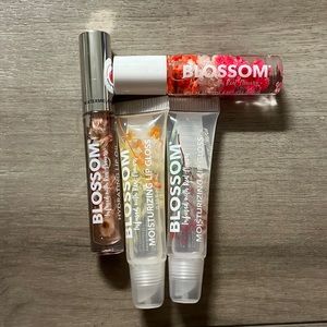 4 brand new Blossom lip oils